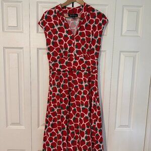 Lesley Evers BETSY dress Strawberries Pink size M